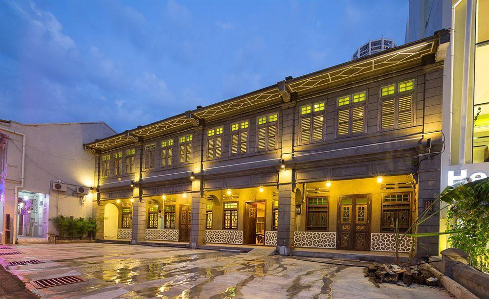 The Sovereign George Town Buitenkant foto